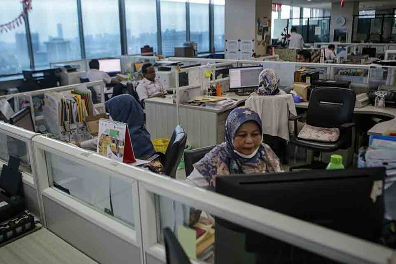 hari-pertama-masuk-kerja-asn-dki-jakarta-6