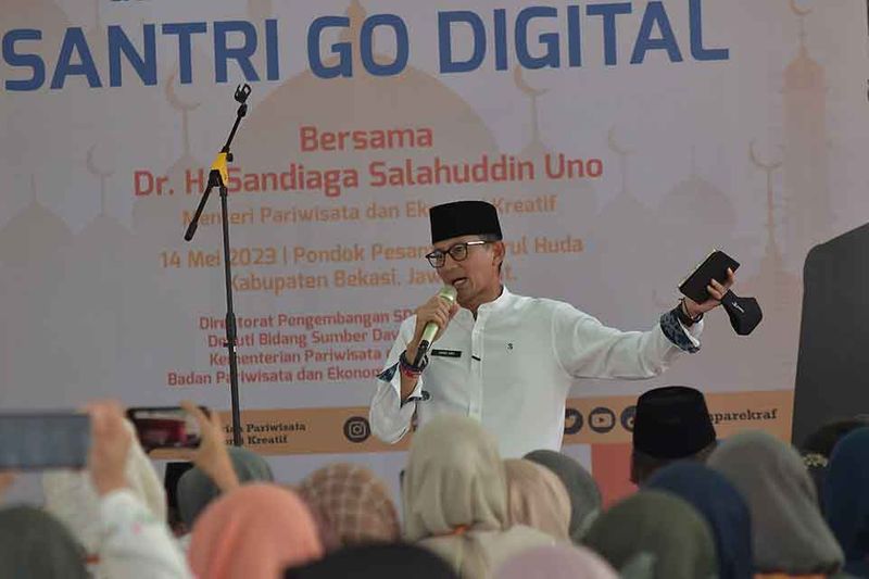 kunjungan-menparekraf-ke-pesantren-nurul-huda-7