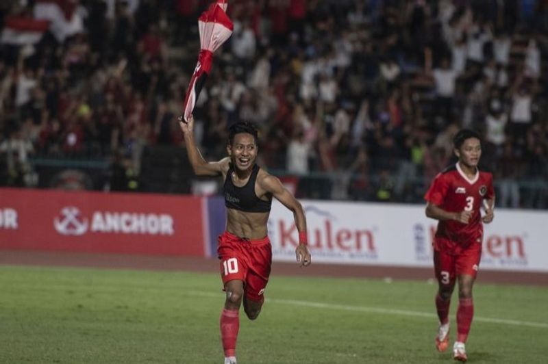 antarafoto-pertandingan-indonesia-thailand-sea-games-160523-adm-6_1