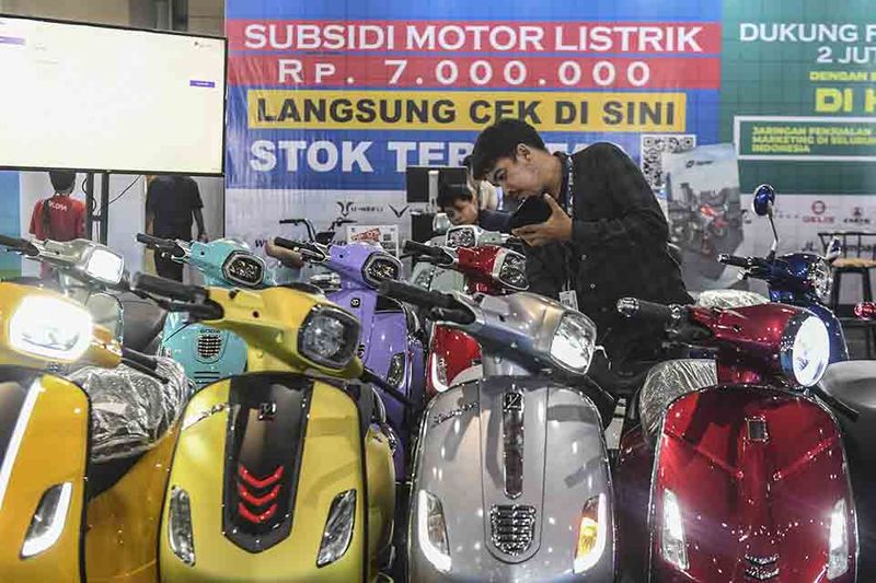 pameran-kendaraan-listrik-pevs-2023-1