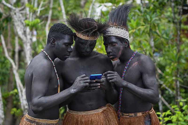 akses-internet-cepat-jangkau-pelosok-papua-7