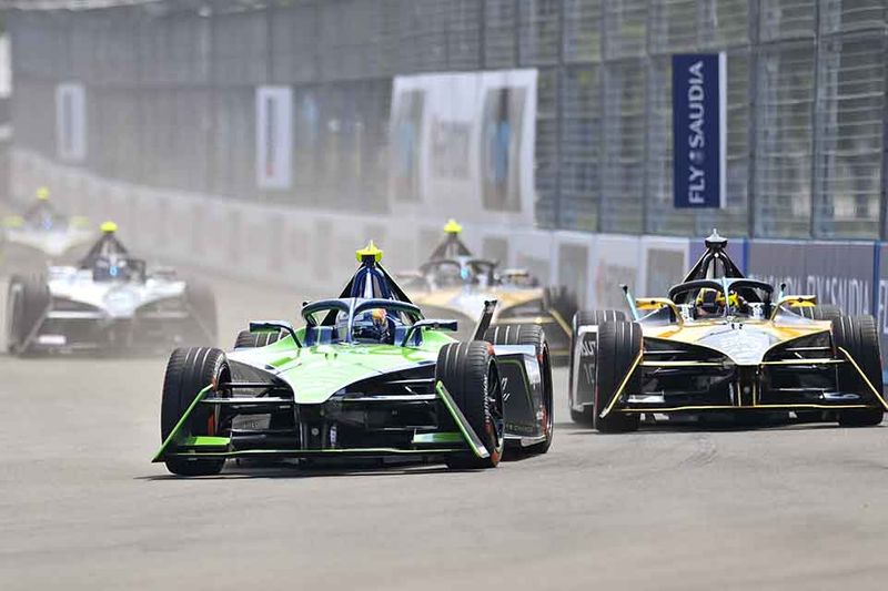 kualifikasi-balap-formula-e-seri-ke-10-2