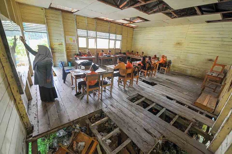 sekolah-rusak-di-tanjung-jabung-barat-1
