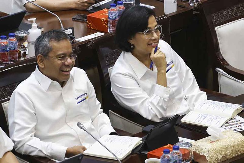 rapat-kerja-menteri-keuangan-bersama-komisi-xi-dpr-3