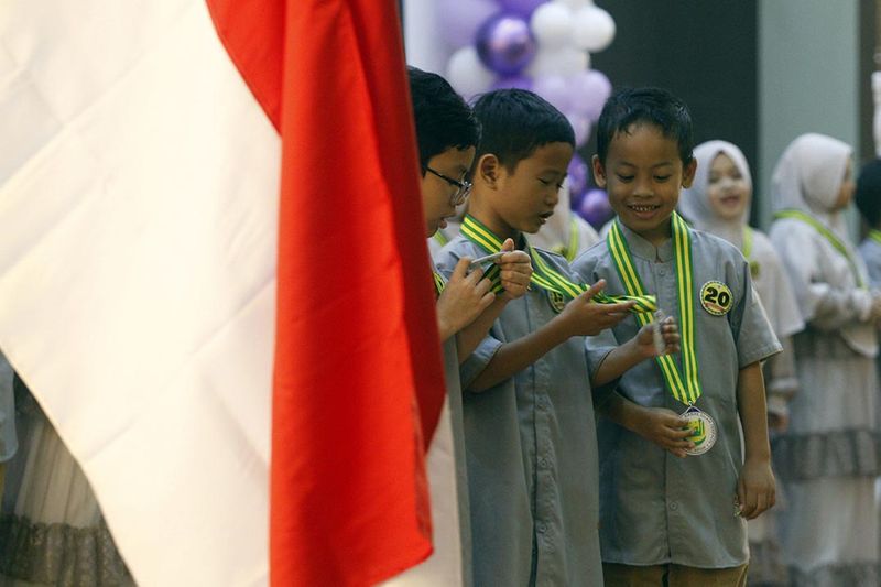 polemik-wisuda-bagi-pelajar-2