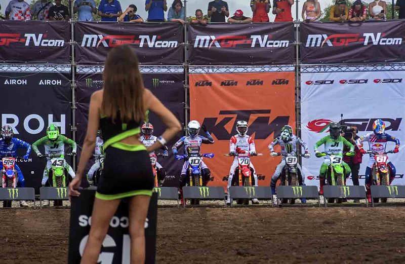 prado-menjadi-yang-tercepat-pada-sesi-kualifikasi-mxgp-lombok-01