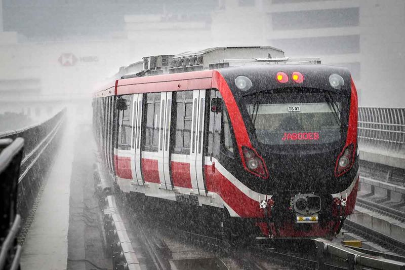 uji-coba-lrt-jakarta-6