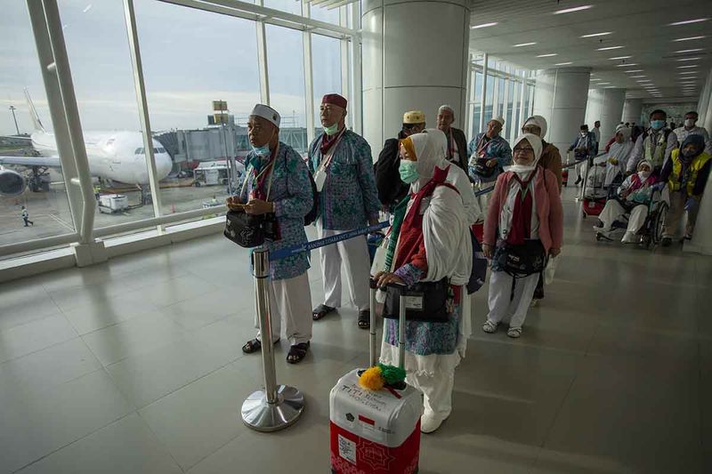 kedatangan-jamaah-haji-embarkasi-kertajati. Kuota Haji dan Biaya Haji