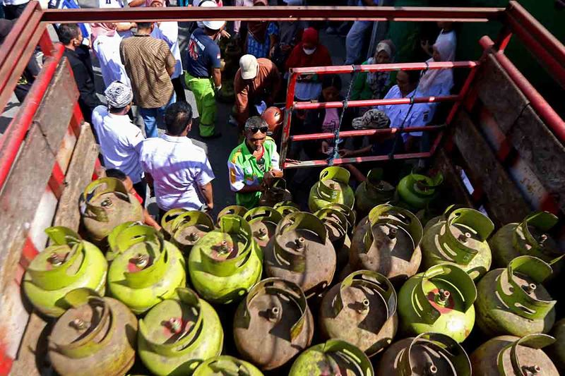 kelangkaan-gas-lpg-di-banyuwangi-4