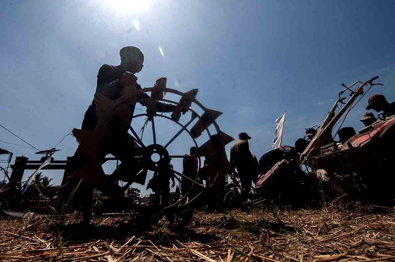 kejuaraan-balap-traktor-di-klaten-2