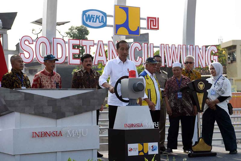 presiden-resmikan-sodetan-ciliwung-2