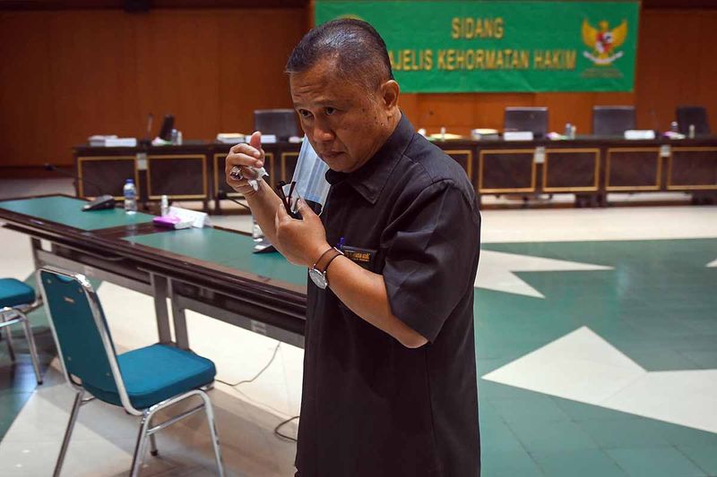 sidang-hakim-penerima-suap-di-ma-5