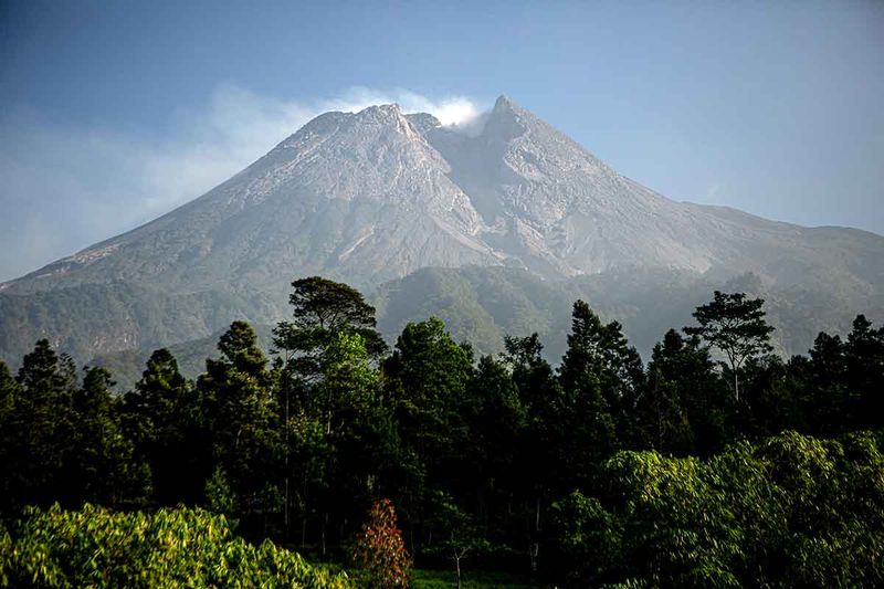volume-kubah-lava-merapi-1