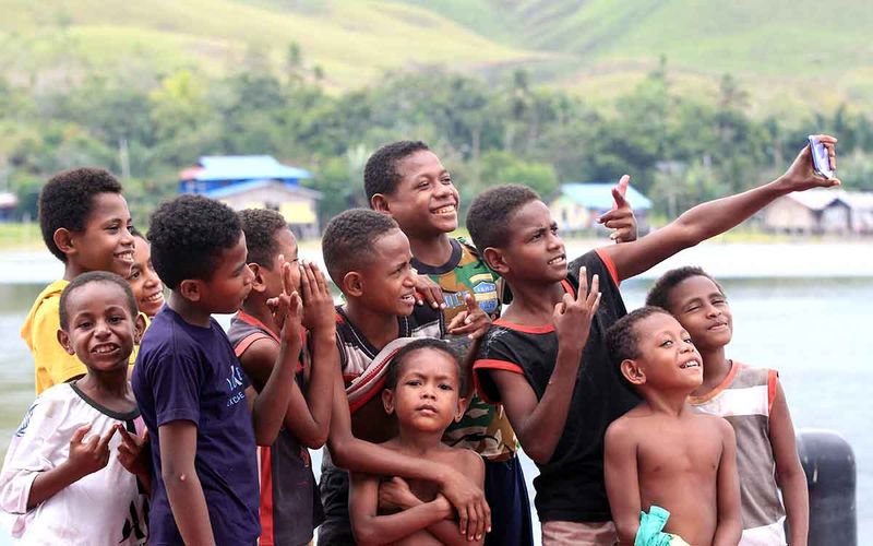 minim-lahan-bermain-anak-papua-4