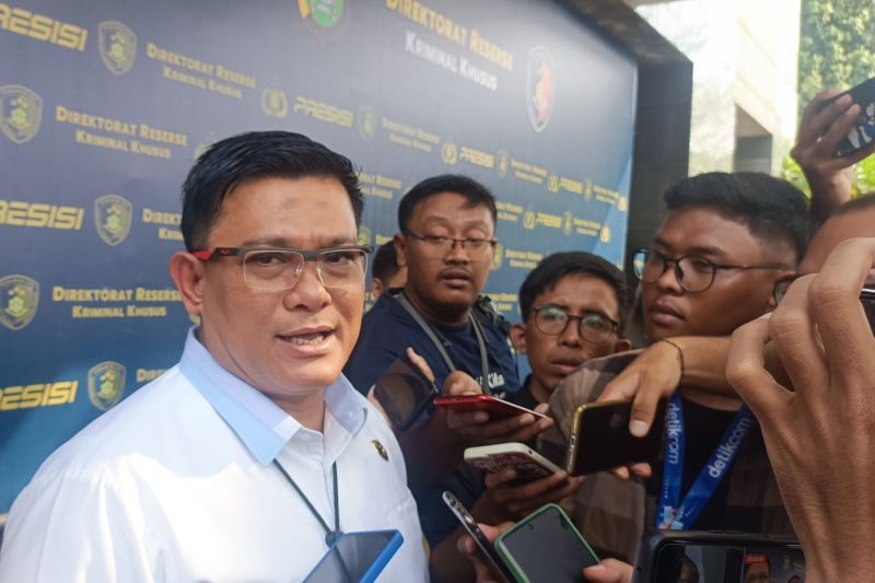 Ade Safri soal kasus film dewasa