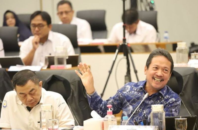 Menteri KKP saat Rapat Anggaran dengan DPR