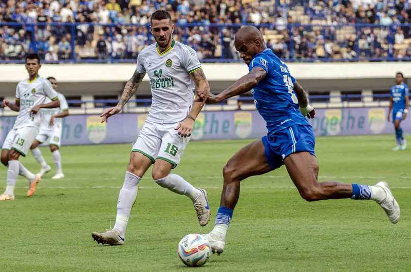 persib-kalahkan-persikabo-4