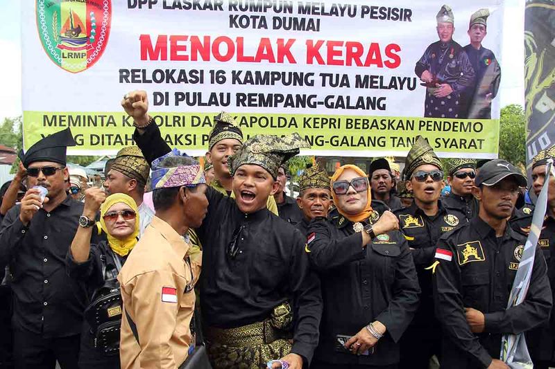 aksi-solidaritas-melayu-riau-peduli rempang dan-galang-2