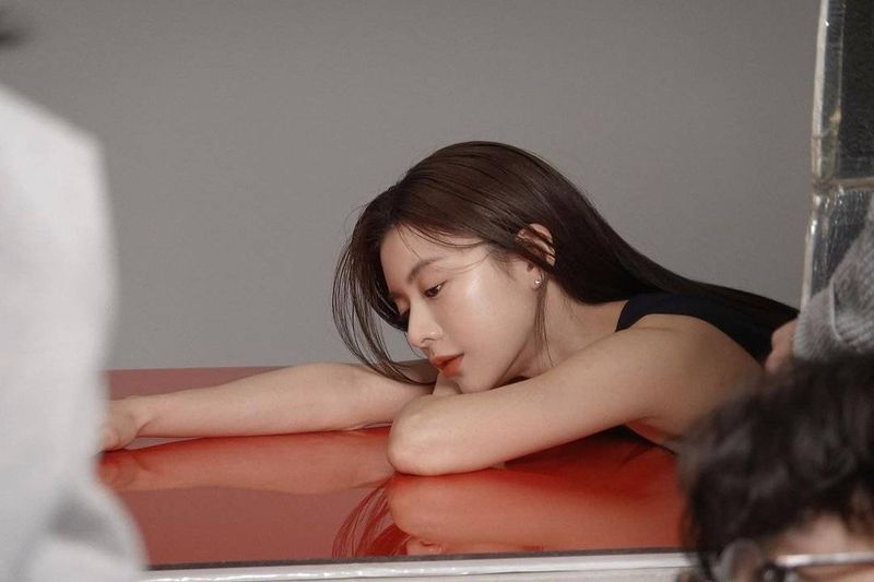 Go Yoonjung Akan Beperan di Spin-Off 'Hospital Playlist'