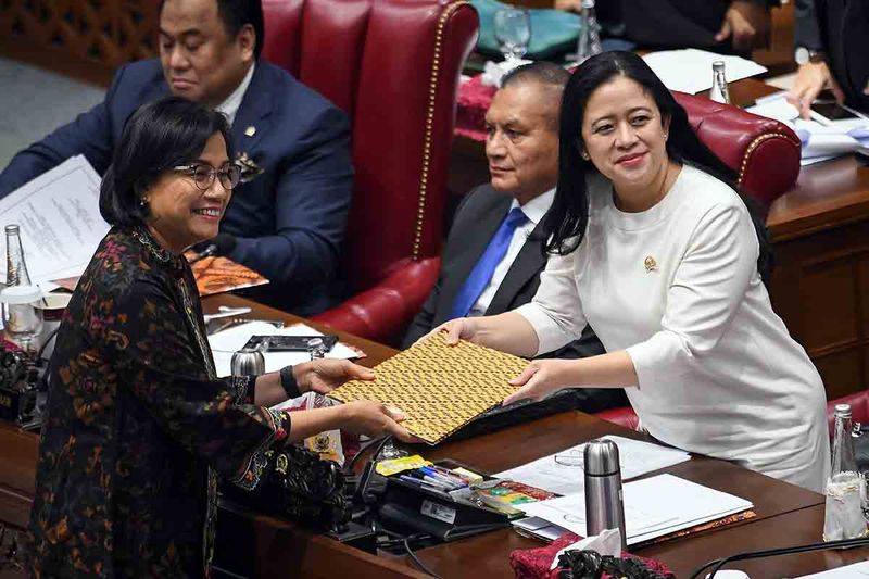 keputusan-dpr-atas-ruu-apbn-2024-1