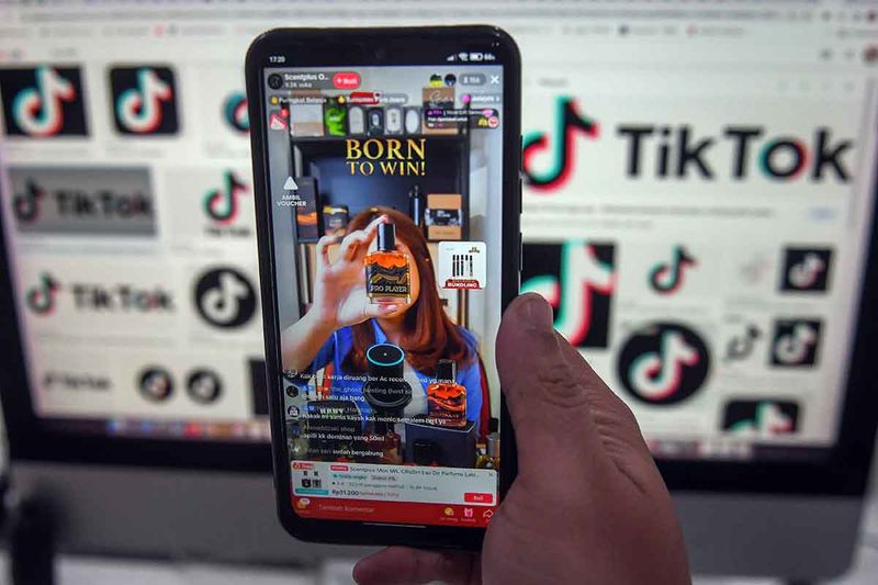 pemerintah-resmi-larang-media-sosial-untuk-jualan-1