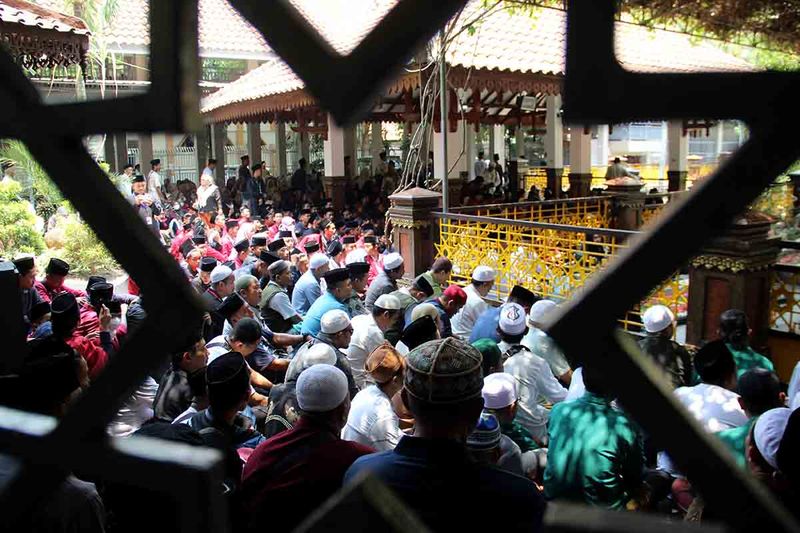 peziarah-makam-gus-dur-1