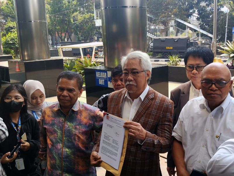 TPDI Laporkan Dugaan Nepotisme Ketua MK