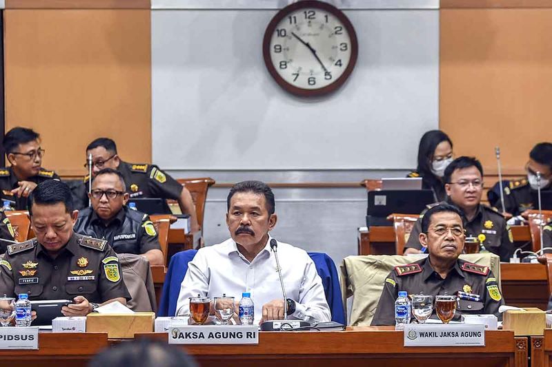 rapat-kerja-kejaksaan-agung-dengan-komisi-iii-dpr-5