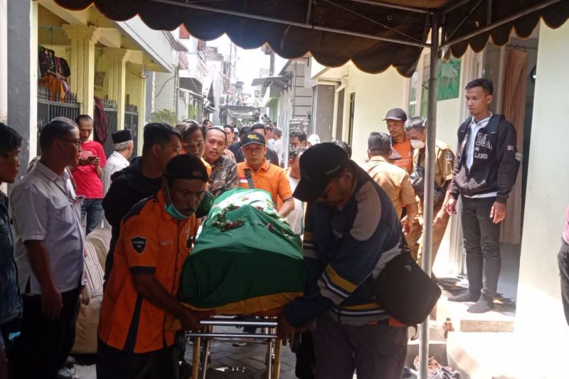 Korban Kecelakaan Elf-KA Probowangi