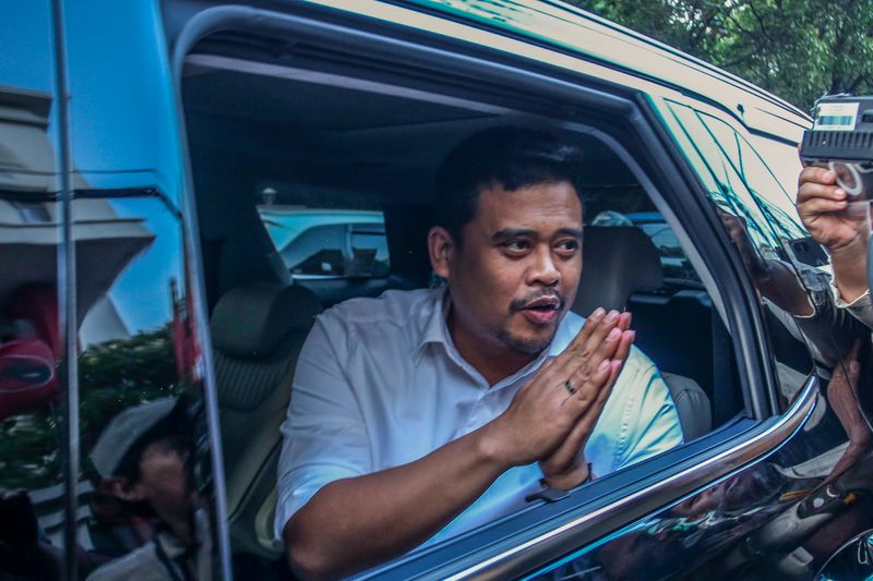 antarafoto-wali-kota-medan-bertemu-dengan-ketua-bidang-kehormatan-dpp-pdip-Booby pindah ke Golkar