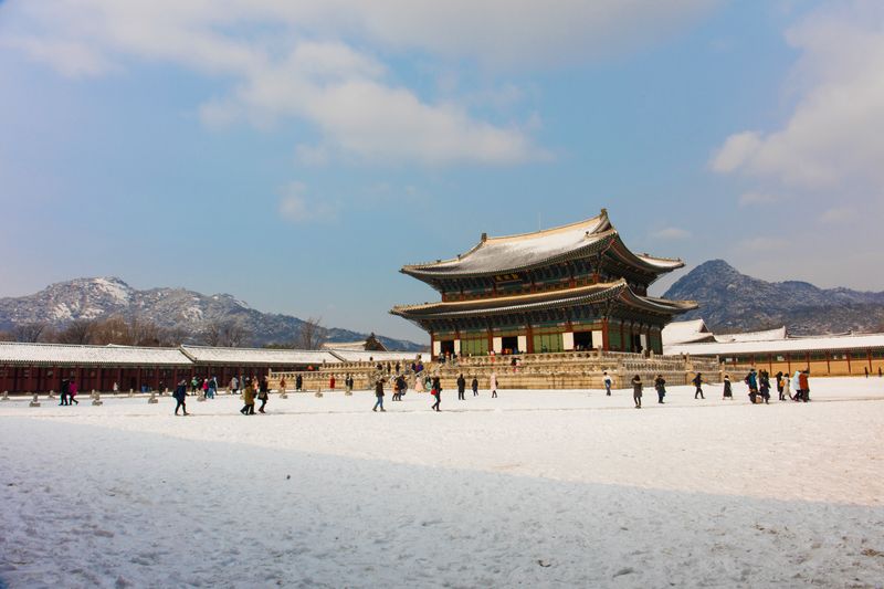 Destinasi Wisata Saat Musim Salju di Korea Selatan, Kamu Mau ke Mana?