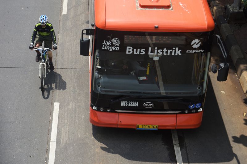 antarafoto-bus listrik untuk-lingkungan-311223-aww-3