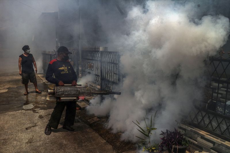 antarafoto-fogging-mencegah-peningkatan-kasus-dbd-200124-ysw-2