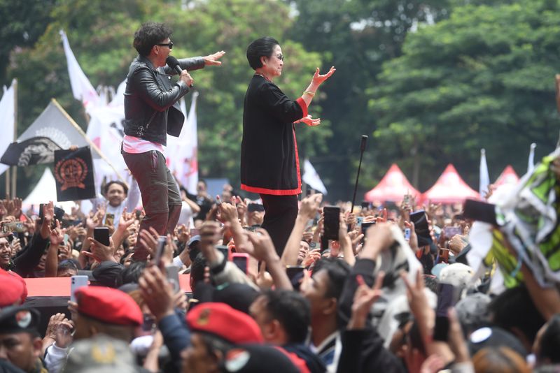 antarafoto-kampanye-terbuka-ganjar-210124-ak-4 megawati soekarnopoetri