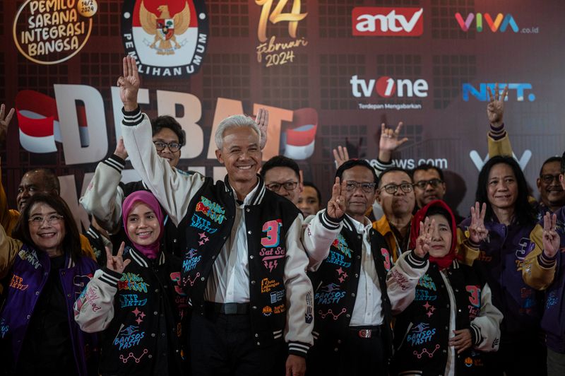 antarafoto-keterangan-pers ganjar-mahfud debat-040224-aaa-3