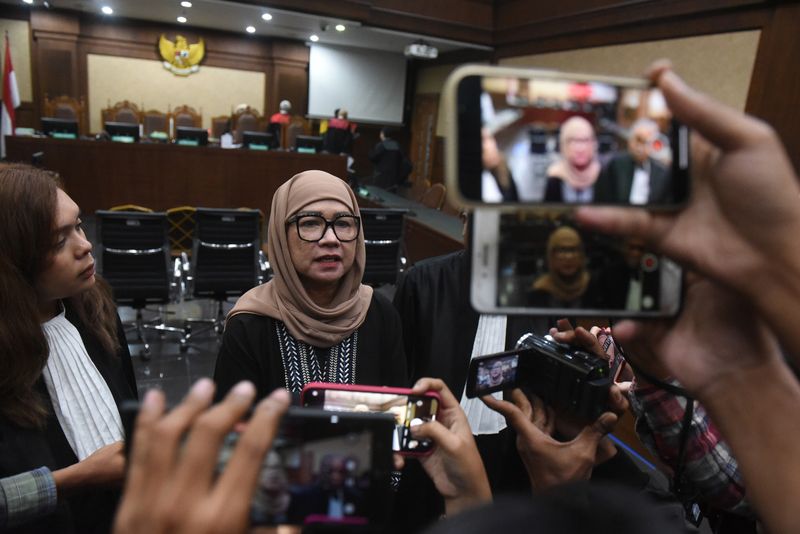 antarafoto-sidang-dakwaan karen agustiawan 120224-ies-13