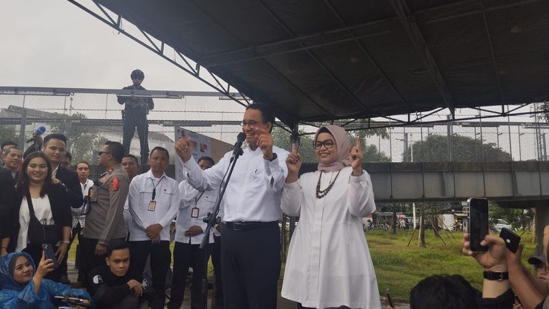Anies Baswedan dan istri