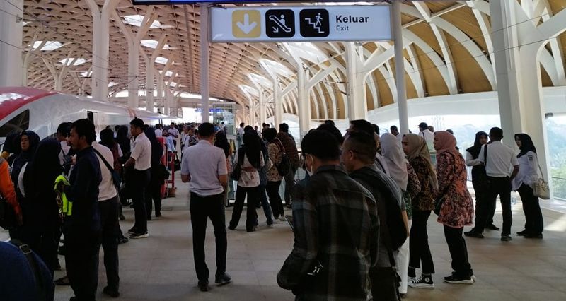 Suasana Stasiun Kereta