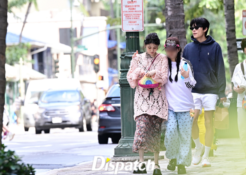 Foto Han Sohee dan Ryu Junyeol di Hawaii Diungkap 'Dispatch'