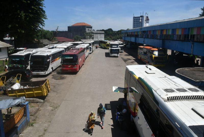 antarafoto-persiapan-terminal-baranangsiang-bogor-jelang-arus-mudik-lebaran-2003