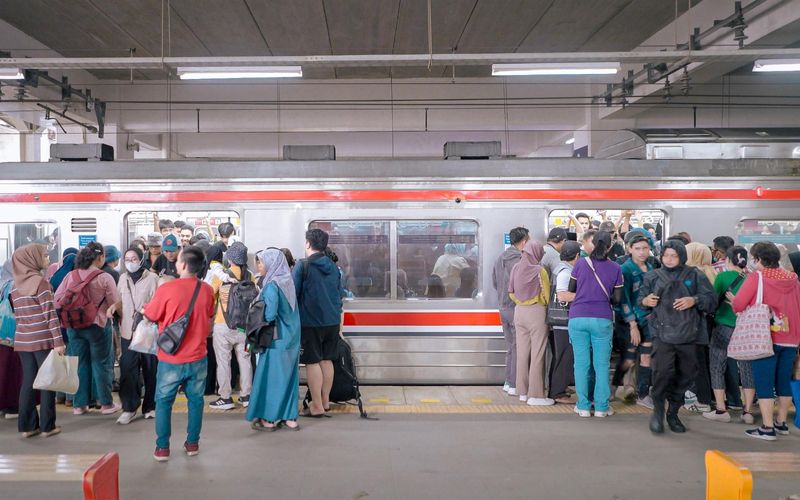 Commuter Line