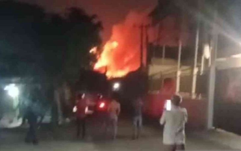 Gudang Amunisi TNI meledak