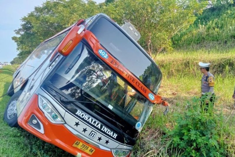 kecelakaan bus