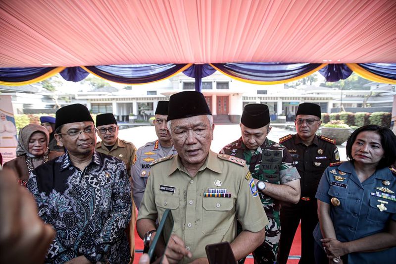 171326202052-pj-wali-kota-bandung-pastikan-idulfitri-1445-hijriah-kondusif asn