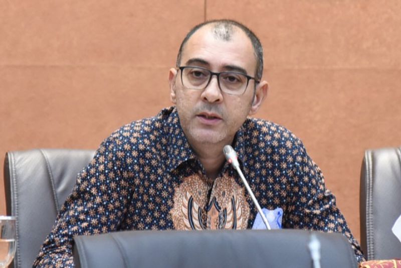 Anggota_Komisi_VI_DPR_RI_Nasim_Khan__soal warung madura