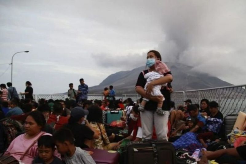 Pengungsi Erupsi Gunung Ruang