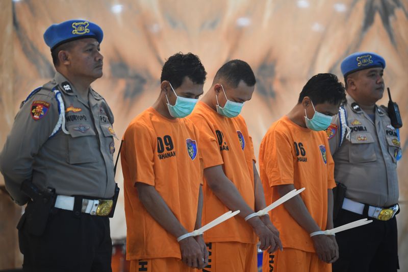 antarafoto-ungkap-kasus-penyelundupan-benih-lobster-17052024-mrh-3