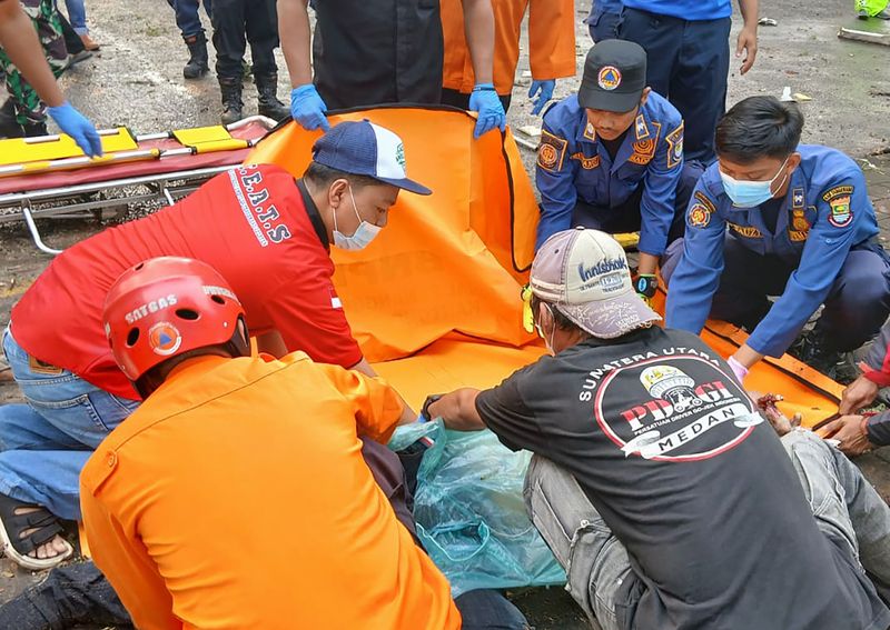 antarafoto-pesawat-latih-jatuh-di-serpong-18052024-bal-8