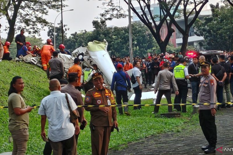 Pesawat Jatuh di BSD