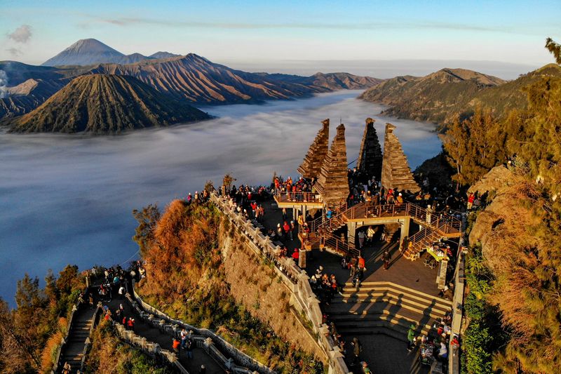 antarafoto-kunjungan-wisata-pada-libur-waisak-di-bromo-260524-mm-7